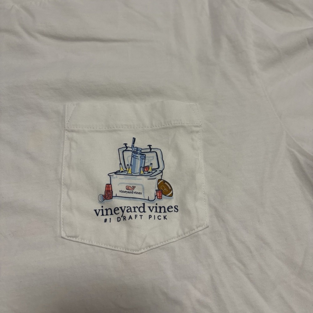 Vineyard Vines Men's Long Sleeve T Shirt With Pocket #1 Draft Pick - Picture 2 of 8